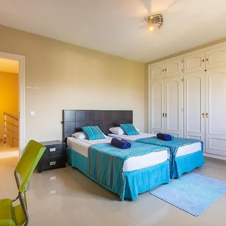 Spacious 10guest In Puerto Banus With Pool * Marbella