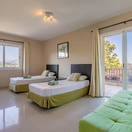 Spacious 10guest In Puerto Banus With Pool Villa